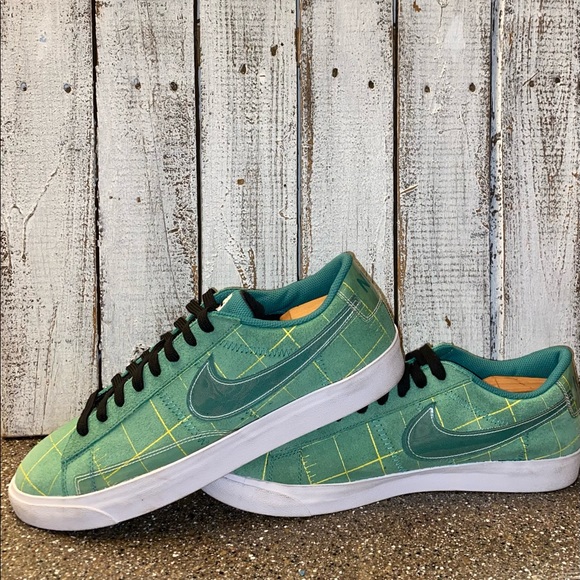 Nike Blazer Low-Green Noise